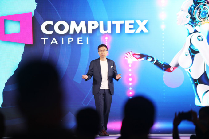 AI phô diễn sức mạnh tại Computex 2023